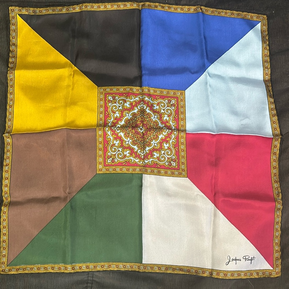 Vintage Scarf 100% silk by Jaques Piaget
Excellent vintage condition